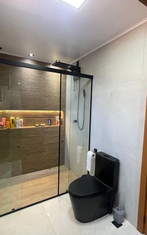 Casa à venda com 296m², 2 quartos e 2 vagas
