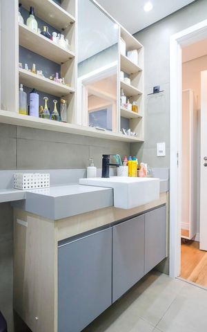 Apartamento à venda com 84m², 2 quartos e 2 vagasBanheiro da Suíte 1