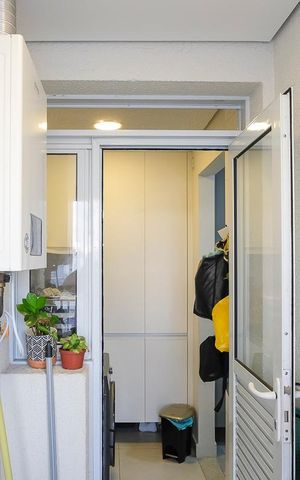 Apartamento à venda com 84m², 2 quartos e 2 vagasÁrea de serviço