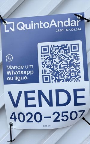 Casa à venda com 155m², 3 quartos e 2 vagasPlaquinha