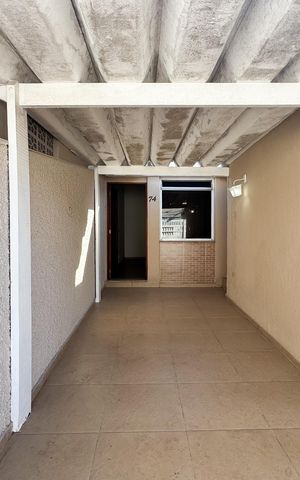 Casa à venda com 104m², 3 quartos e 2 vagas Casa à venda com 104m², 3 quartos e 2 vagasGaragem