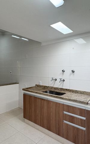 Casa à venda com 104m², 3 quartos e 2 vagas Casa à venda com 104m², 3 quartos e 2 vagasCozinha