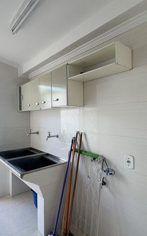 Casa à venda com 104m², 3 quartos e 2 vagas Casa à venda com 104m², 3 quartos e 2 vagasÁrea de Serviço