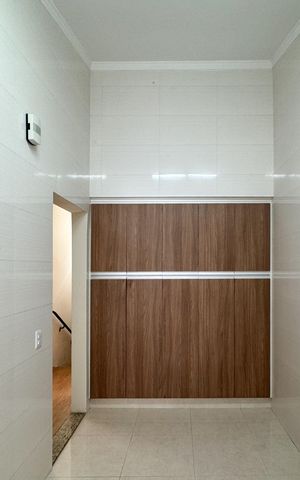 Casa à venda com 104m², 3 quartos e 2 vagas Casa à venda com 104m², 3 quartos e 2 vagasCopa