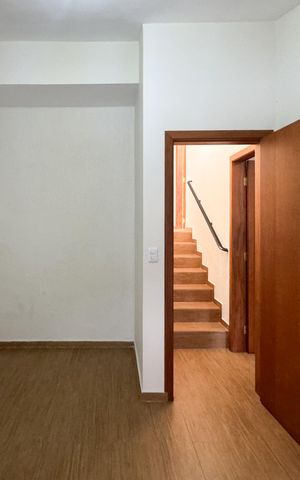 Casa à venda com 104m², 3 quartos e 2 vagas Casa à venda com 104m², 3 quartos e 2 vagasQuarto 2