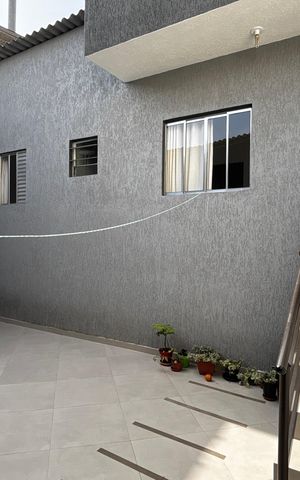 Casa à venda com 320m², 3 quartos e 3 vagas Casa à venda com 320m², 3 quartos e 3 vagasQuintal