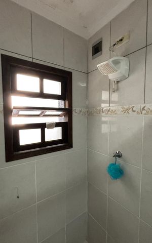 Casa à venda com 320m², 3 quartos e 3 vagas Casa à venda com 320m², 3 quartos e 3 vagasBanheiro