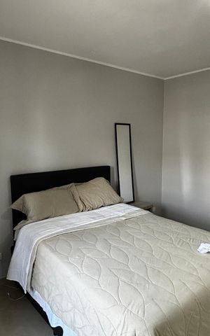 Casa à venda com 320m², 3 quartos e 3 vagas Casa à venda com 320m², 3 quartos e 3 vagasQuarto 1
