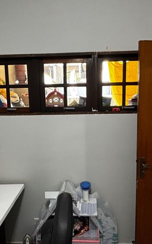 Casa à venda com 320m², 3 quartos e 3 vagas Casa à venda com 320m², 3 quartos e 3 vagasQuarto 2