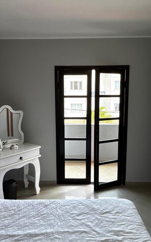 Casa à venda com 320m², 3 quartos e 3 vagas Casa à venda com 320m², 3 quartos e 3 vagasQuarto 3