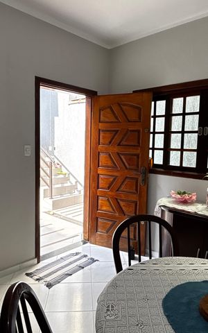Casa à venda com 320m², 3 quartos e 3 vagas Casa à venda com 320m², 3 quartos e 3 vagasCozinha