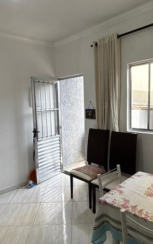 Casa à venda com 320m², 3 quartos e 3 vagas Casa à venda com 320m², 3 quartos e 3 vagasSala de Jantar