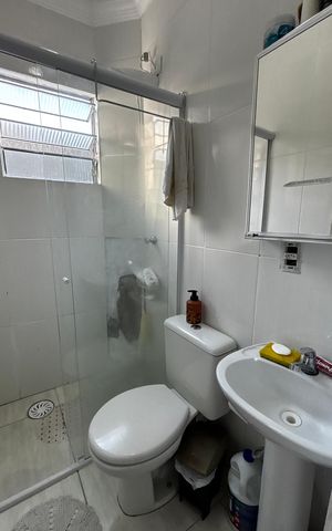 Casa à venda com 320m², 3 quartos e 3 vagas Casa à venda com 320m², 3 quartos e 3 vagasBanheiro
