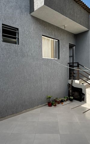 Casa à venda com 320m², 3 quartos e 3 vagas Casa à venda com 320m², 3 quartos e 3 vagasQuintal