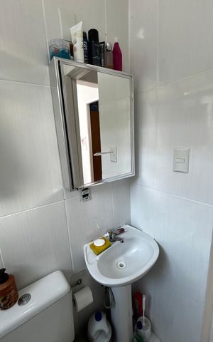 Casa à venda com 320m², 3 quartos e 3 vagas Casa à venda com 320m², 3 quartos e 3 vagasBanheiro