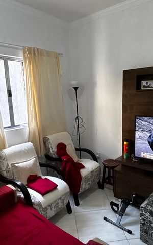 Casa à venda com 320m², 3 quartos e 3 vagas Casa à venda com 320m², 3 quartos e 3 vagasSala