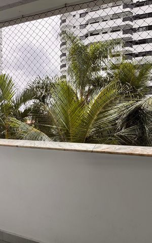 Apartamento à venda com 80m², 3 quartos e 2 vagasVaranda
