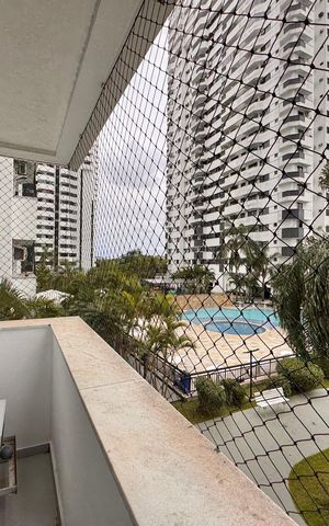 Apartamento à venda com 80m², 3 quartos e 2 vagasSuíte 1 - Varanda