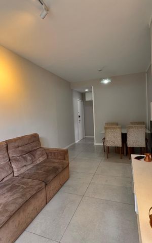 Apartamento à venda com 80m², 3 quartos e 2 vagasSala