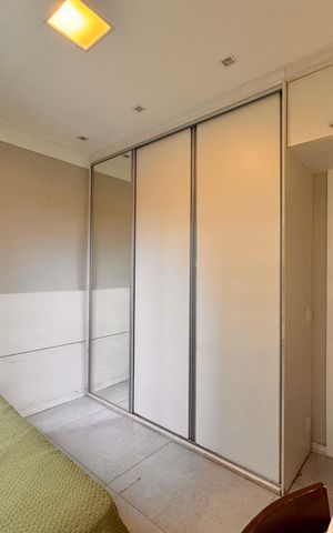 Apartamento à venda com 80m², 3 quartos e 2 vagasQuarto 