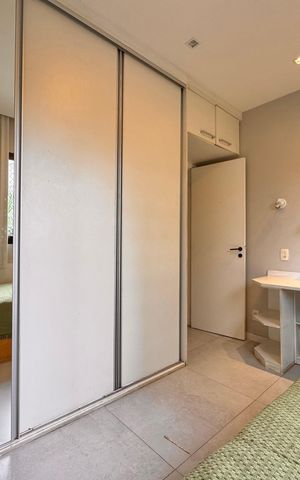 Apartamento à venda com 80m², 3 quartos e 2 vagasQuarto 