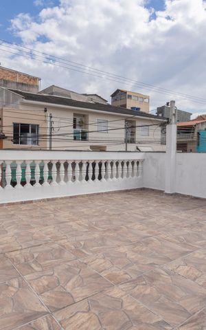 Casa à venda com 345m², 5 quartos e 2 vagasCobertura