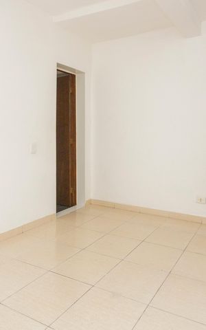 Casa à venda com 345m², 5 quartos e 2 vagasCasa 2 - Suíte