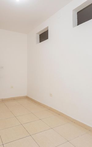 Casa à venda com 345m², 5 quartos e 2 vagasCasa 2 - sala