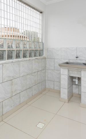 Casa à venda com 345m², 5 quartos e 2 vagasÁrea de Serviço