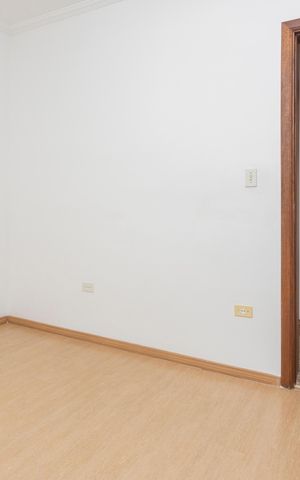 Casa à venda com 345m², 5 quartos e 2 vagasQuarto 3