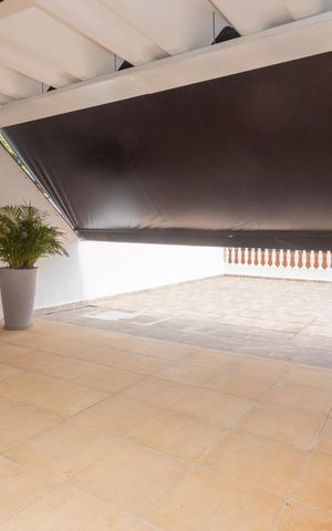 Casa à venda com 345m², 5 quartos e 2 vagasCobertura