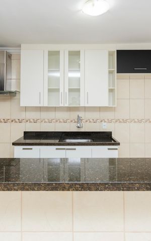 Casa à venda com 345m², 5 quartos e 2 vagasCozinha