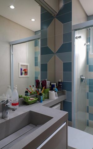 Apartamento à venda com 122m², 3 quartos e 2 vagas Apartamento à venda com 122m², 3 quartos e 2 vagasBanheiro da Suíte 1