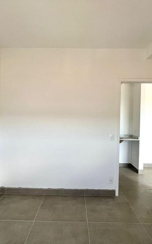 Apartamento para alugar com 33m², 1 quarto e 1 vaga Apartamento para alugar com 33m², 1 quarto e 1 vagaQuarto