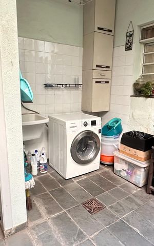 Casa à venda com 118m², 3 quartos e 1 vaga