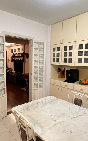 Casa à venda com 118m², 3 quartos e 1 vaga