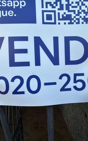Casa à venda com 220m², 4 quartos e sem vagaCódigo