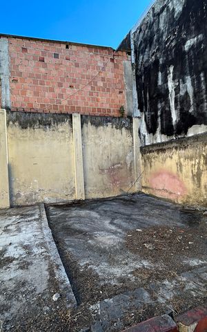 Casa à venda com 220m², 4 quartos e sem vagaÁrea comum