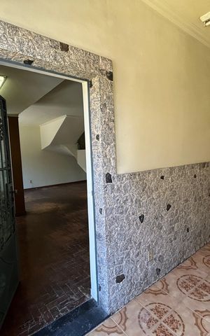Casa à venda com 220m², 4 quartos e sem vagaVaranda da entrada