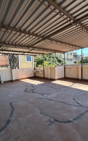 Casa à venda com 220m², 4 quartos e sem vagaTerraço
