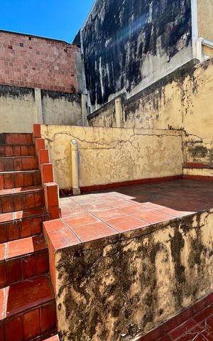 Casa à venda com 220m², 4 quartos e sem vagaÁrea comum
