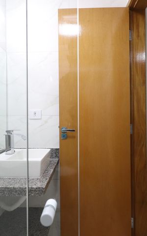 Casa à venda com 250m², 2 quartos e 1 vagaBanheiro