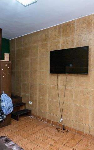 Casa à venda com 150m², 3 quartos e 2 vagas Casa à venda com 150m², 3 quartos e 2 vagasSala