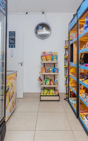Apartamento à venda com 61m², 2 quartos e 1 vagaMercado 24h