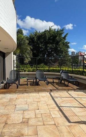 Studio para alugar com 37m², 1 quarto e 1 vaga Studio para alugar com 37m², 1 quarto e 1 vagaÁrea externa