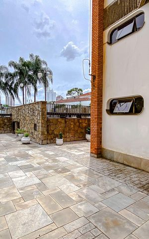 Apartamento à venda com 300m², 4 quartos e 4 vagasÁrea comum