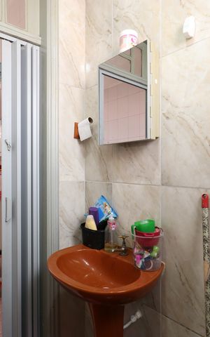 Casa à venda com 120m², 3 quartos e 4 vagasBanheiro