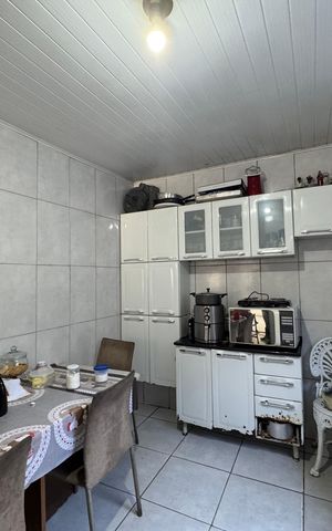 Casa à venda com 380m², 2 quartos e 2 vagas Casa à venda com 380m², 2 quartos e 2 vagasCozinha