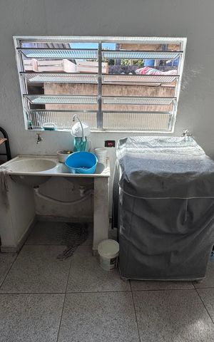 Casa à venda com 380m², 2 quartos e 2 vagas Casa à venda com 380m², 2 quartos e 2 vagasÁrea de Serviço