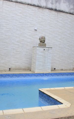 Casa à venda com 242m², 4 quartos e 4 vagasEspaço Gourmet e piscina